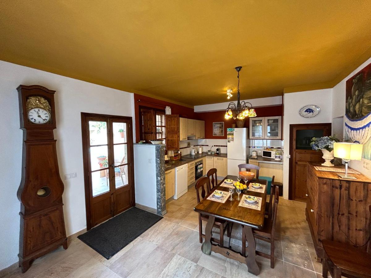 Casa Padrina Burballa María de la Salud Εξωτερικό φωτογραφία