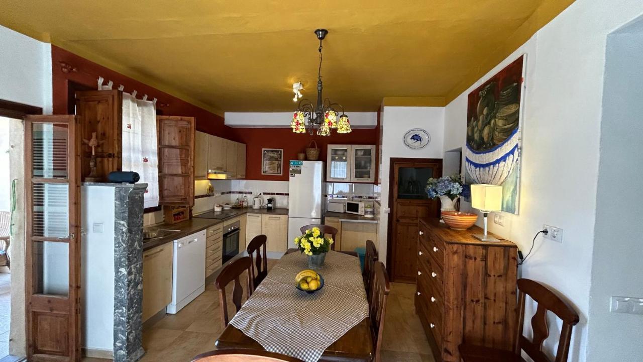 Casa Padrina Burballa María de la Salud Εξωτερικό φωτογραφία